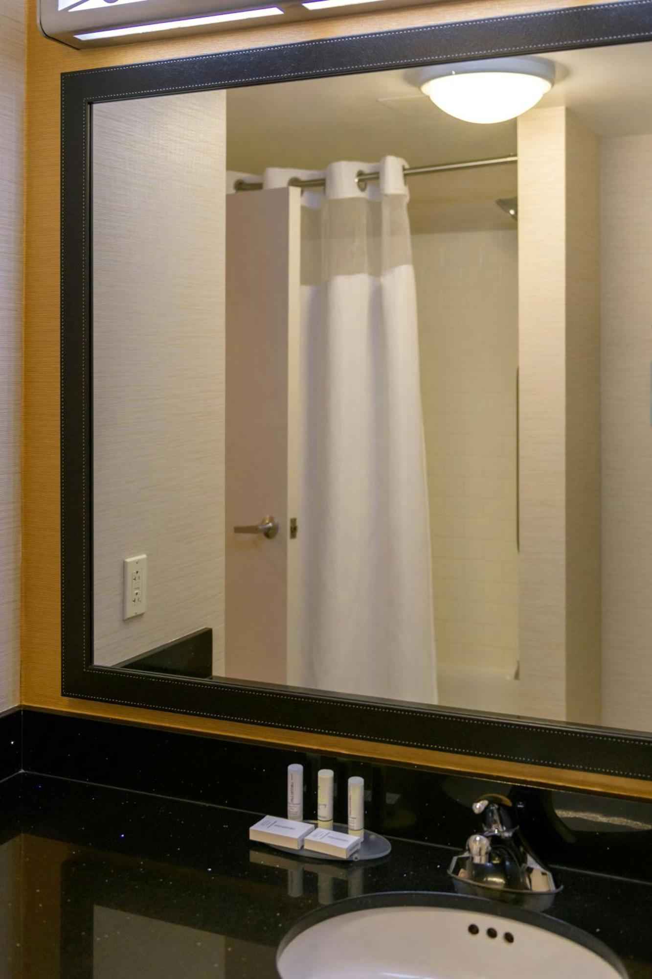 Fairfield Inn & Suites Kennett Square Bagian luar foto